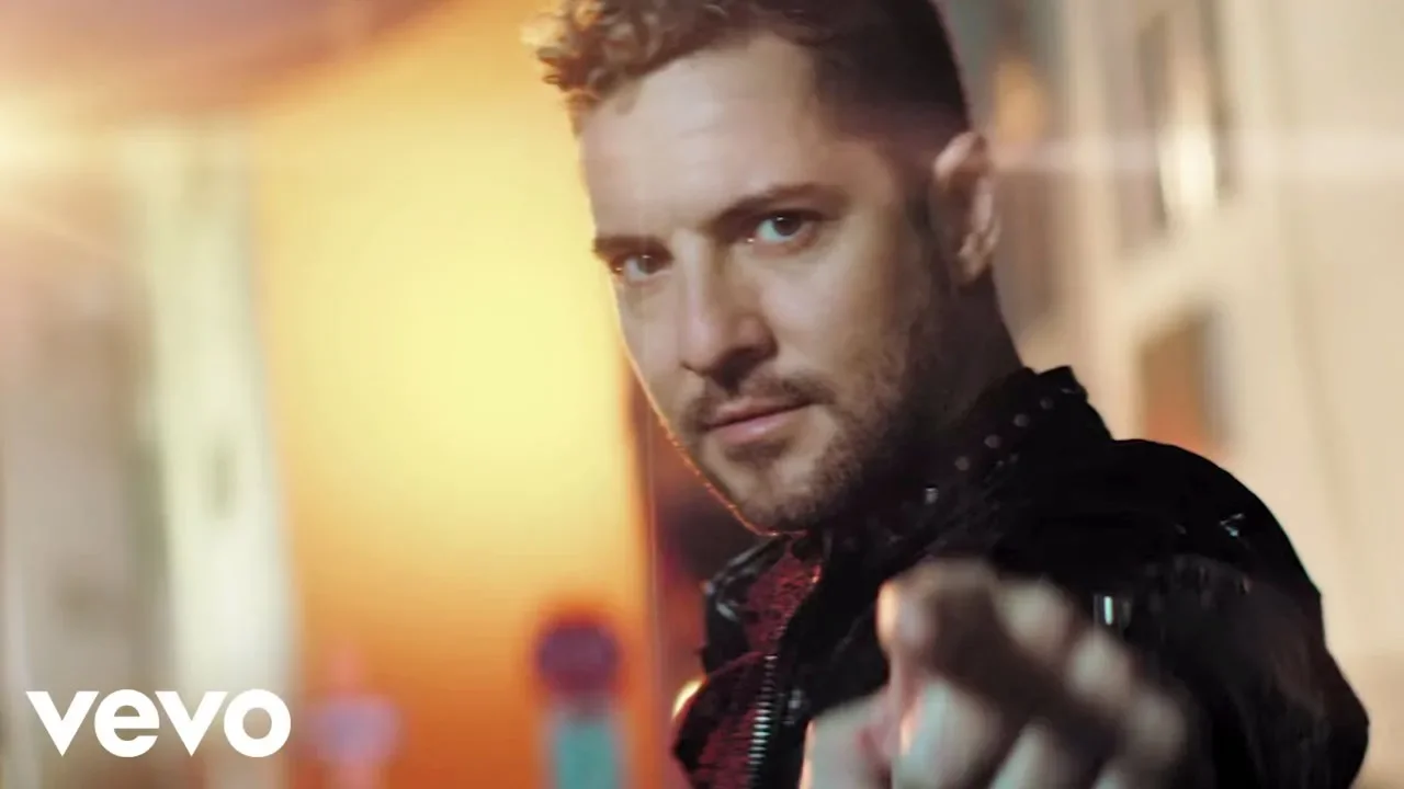 David Bisbal, Sebastián Yatra - A Partir De Hoy background