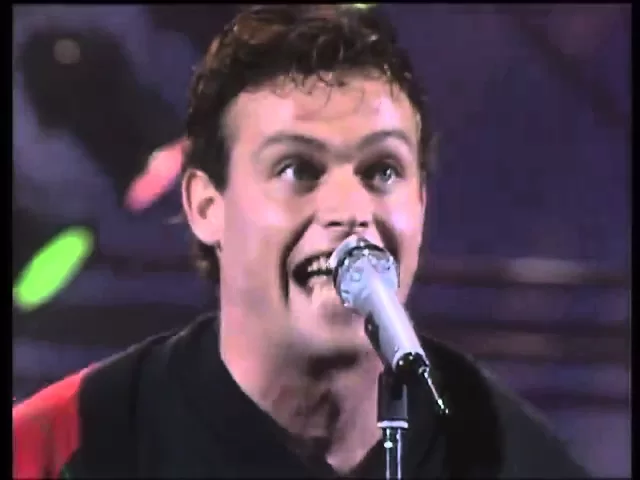 Los Toreros Muertos - Ya Están Aquí Los Toreros Muertos ( LIVE ) 1986 HQ background