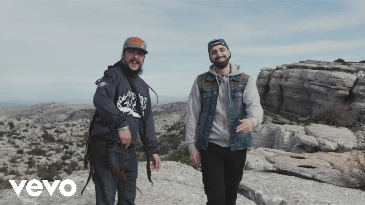 Toteking - Todo el Día Barras (Video Oficial) ft. Morodo background