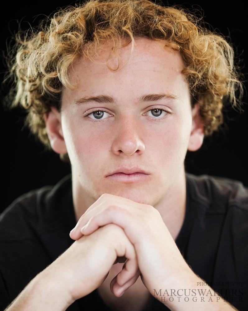 actor Wilson Moore large photo