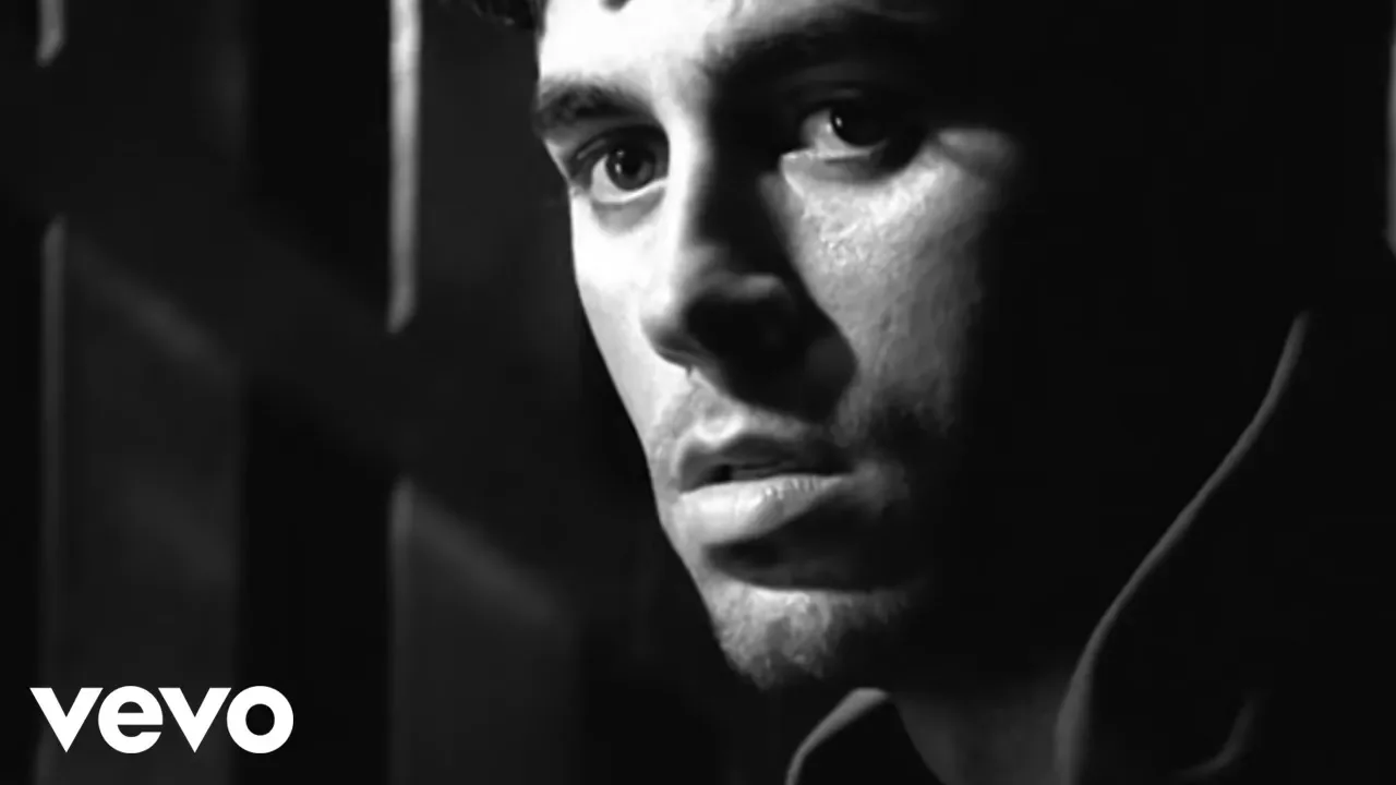 Enrique Iglesias - Somebody's Me background