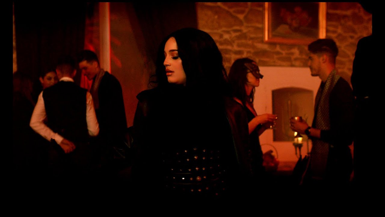 Numidia Lezoul - Fi Lamane background
