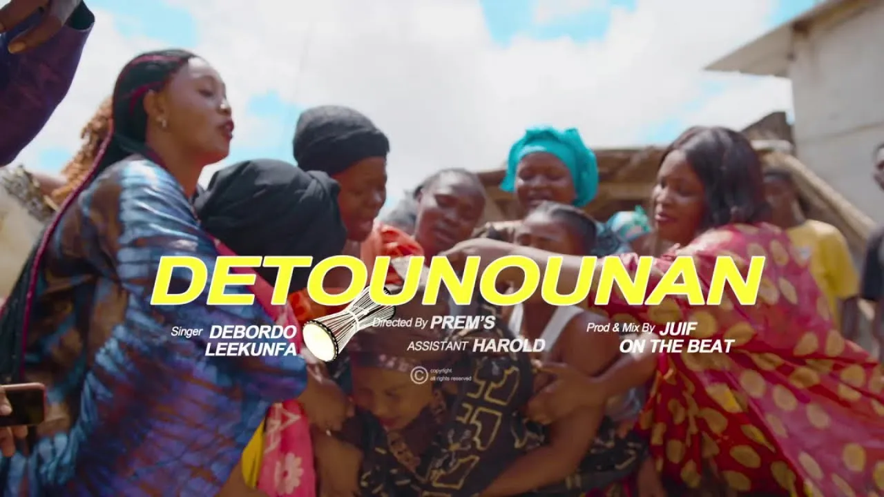 Debordo Leekunfa - Detounounan - Clip officiel background