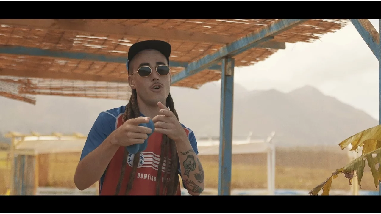 12. Cráneo & Made in M - Zumo ft. Cleanboy