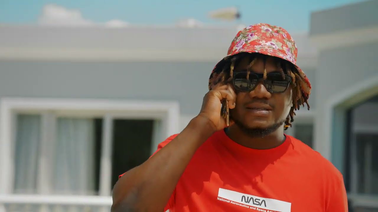 CDQ - Moyan (Official Video) background