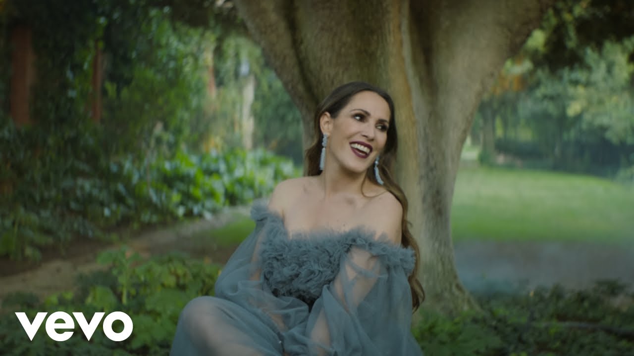 Malú - Se Busca backdrop