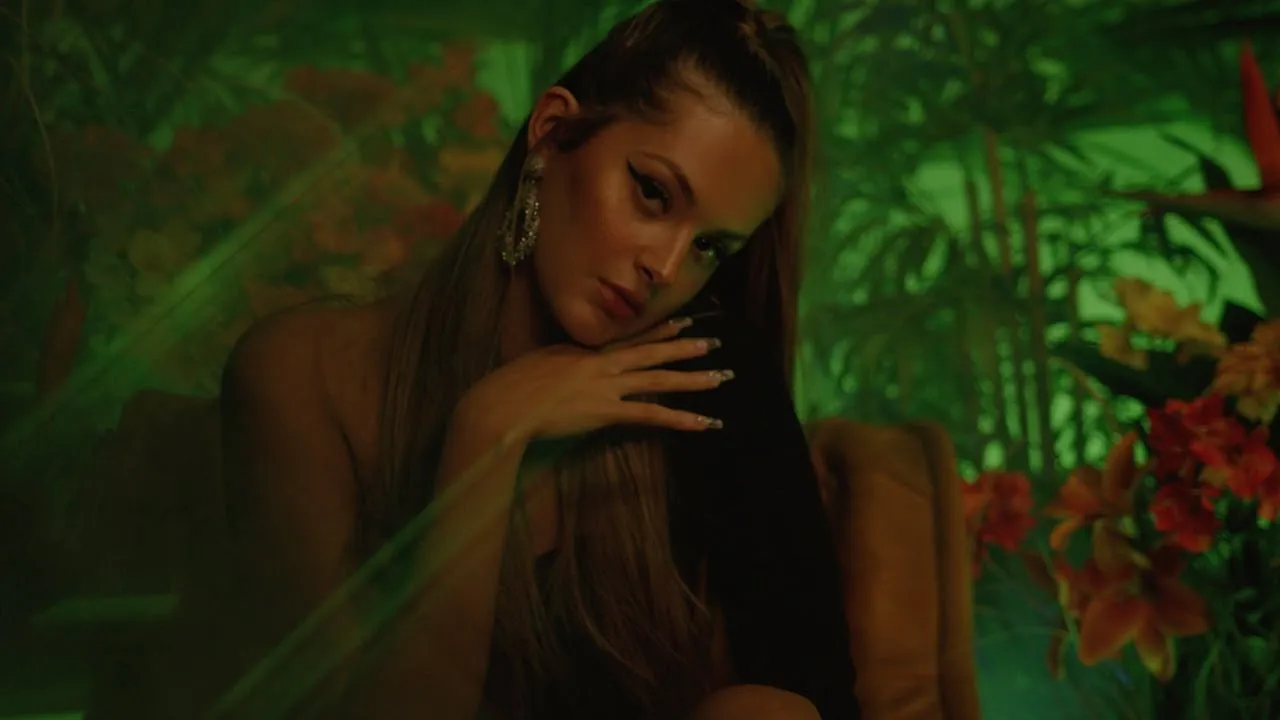 @itsnawi - Salvaje (Official Music Video)