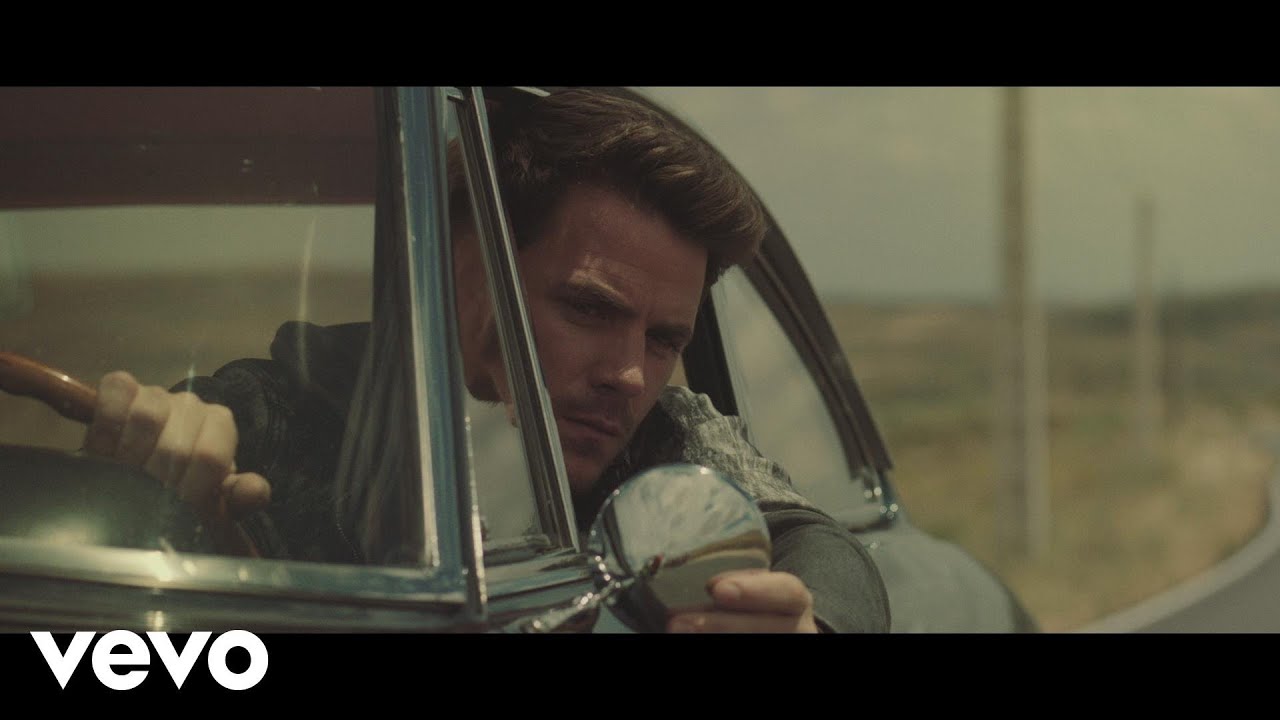 Dani Martin - Las Ganas (Official Video) background