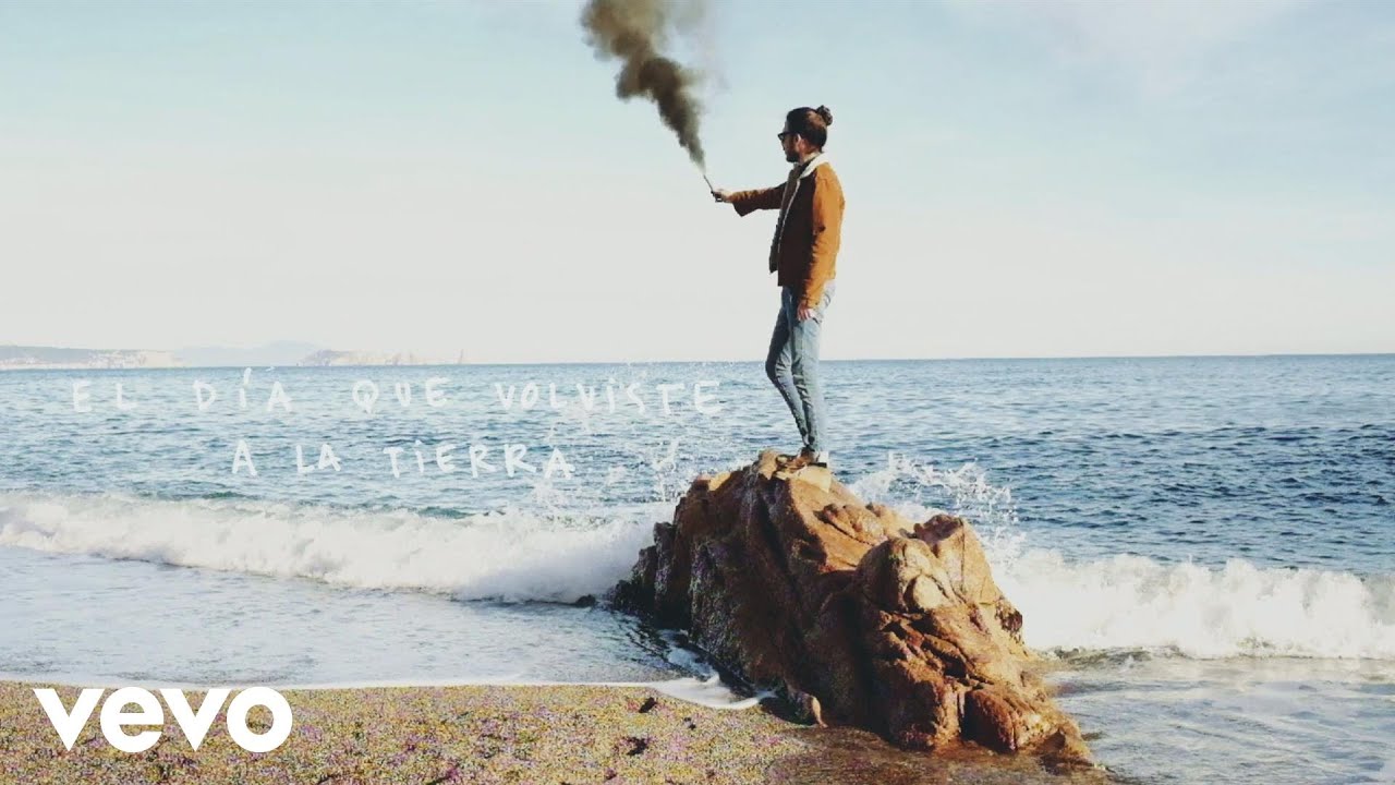 Carlos Sadness - El Dia Que Volviste a la Tierra (Audio) background