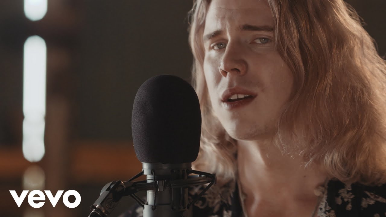 Elandré - Forever (Live at The Shack, Pretoria, 2017) background