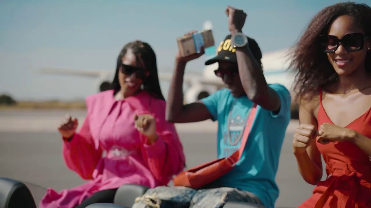 ST Gambian Dream- Dinding Mansa (Official Video) background
