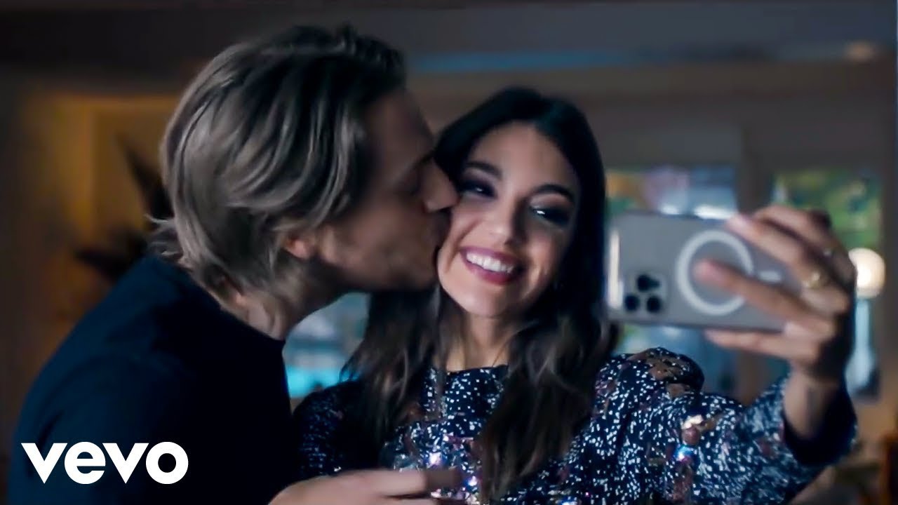 Lasso, Ana Guerra - Los Amigos no se Besan en la Boca