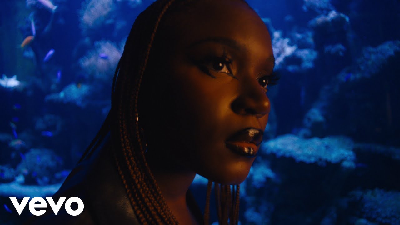 Amaarae - Wasted Eyes (Official Music Video) background
