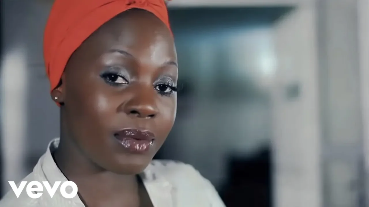 Iryn Namubiru - Tebiba Bingi background