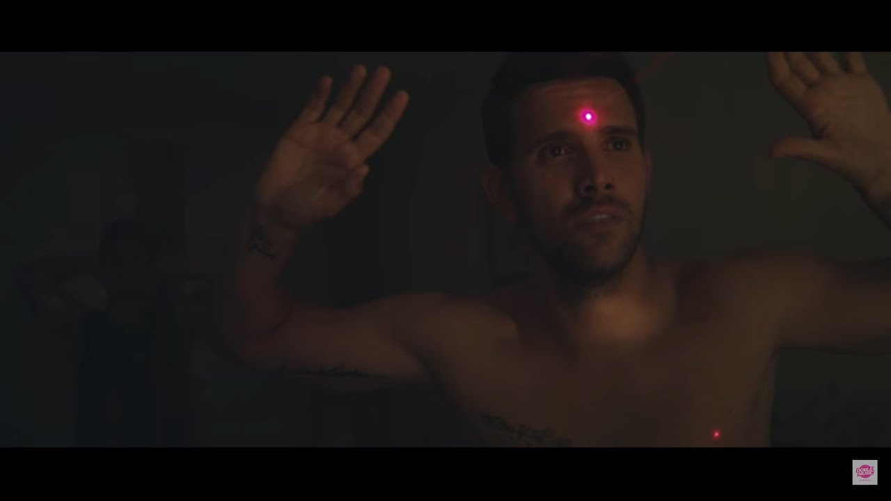 Dani J Ft. Xriz - Aire background