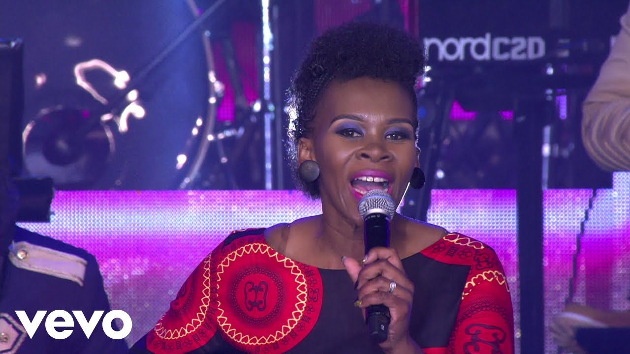 Ngiyavuma (Live at the Sandton Convention Centre - Johannesburg, 2018) background