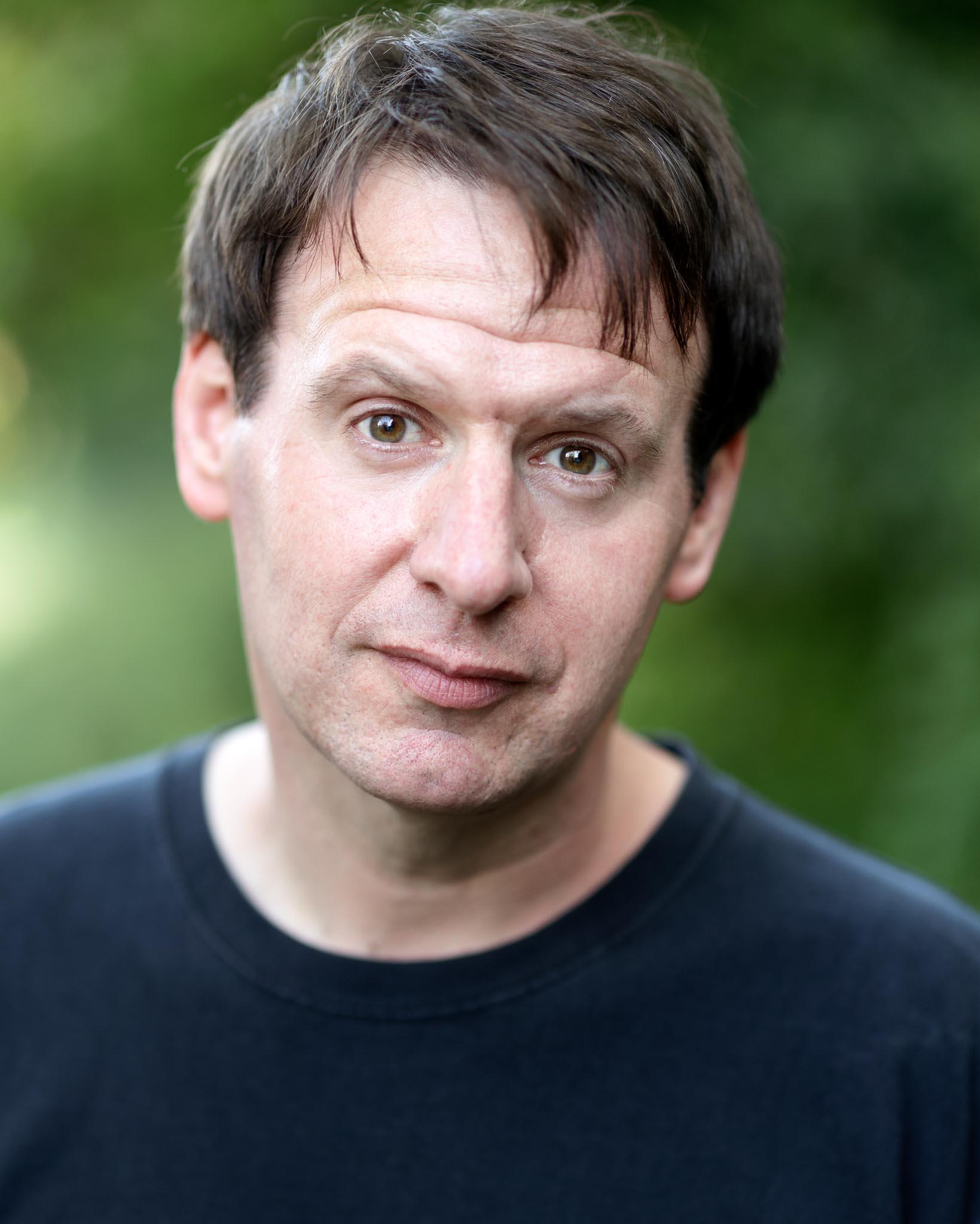 actor Neil James large photo