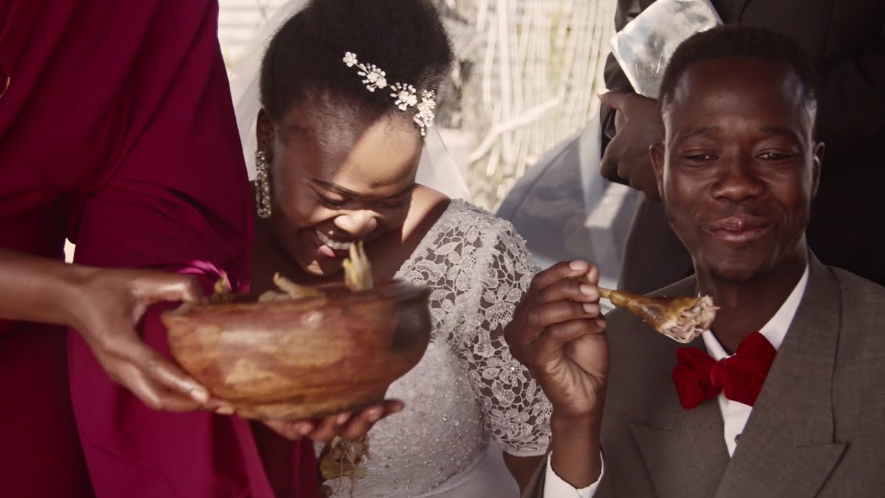 TopCheri x Manxebe -Ethanje (Official Music Video) background