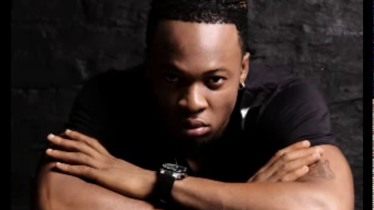 Flavour (feat. Stormrex) - Ukwu background
