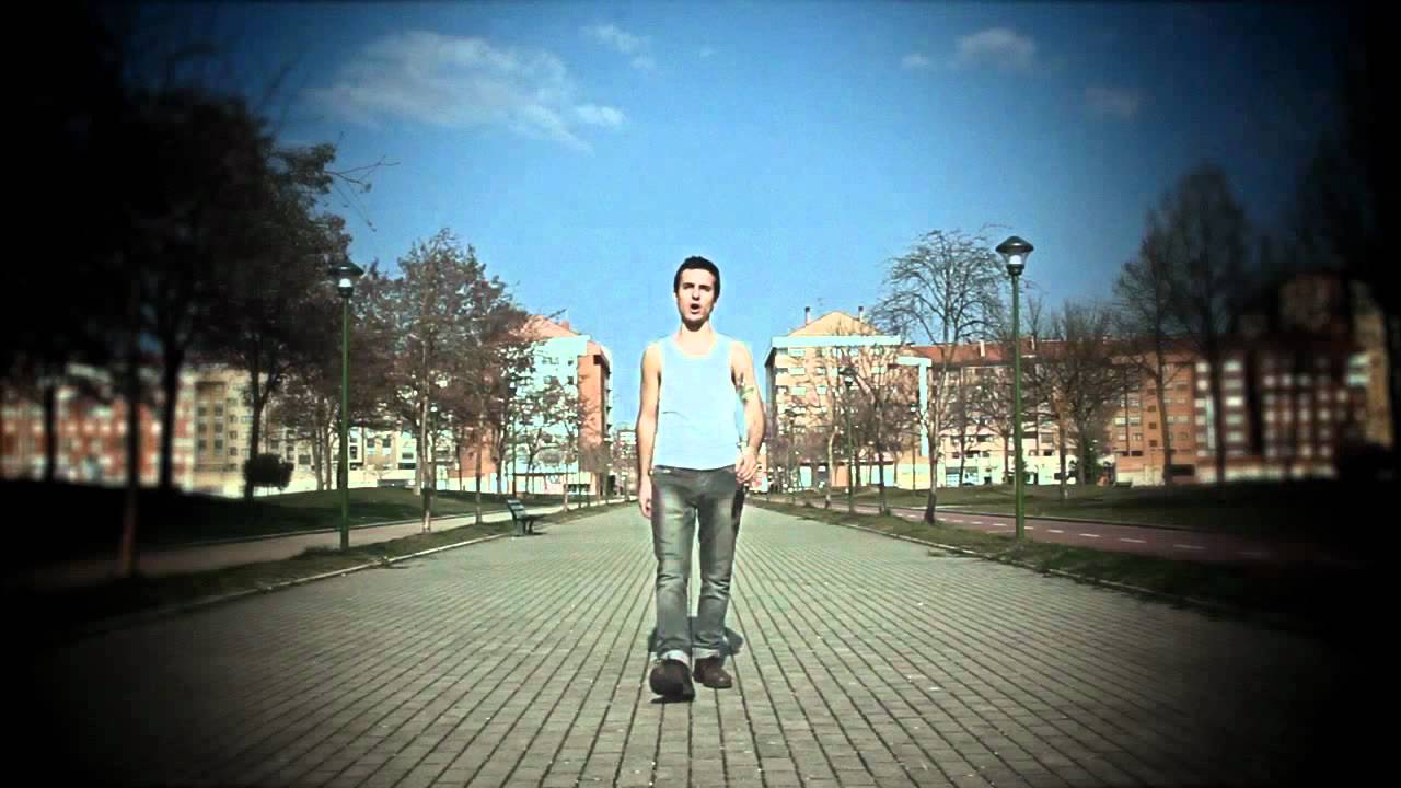 La Maravillosa Orquesta del Alcohol (La M.O.D.A.) - Gasoline