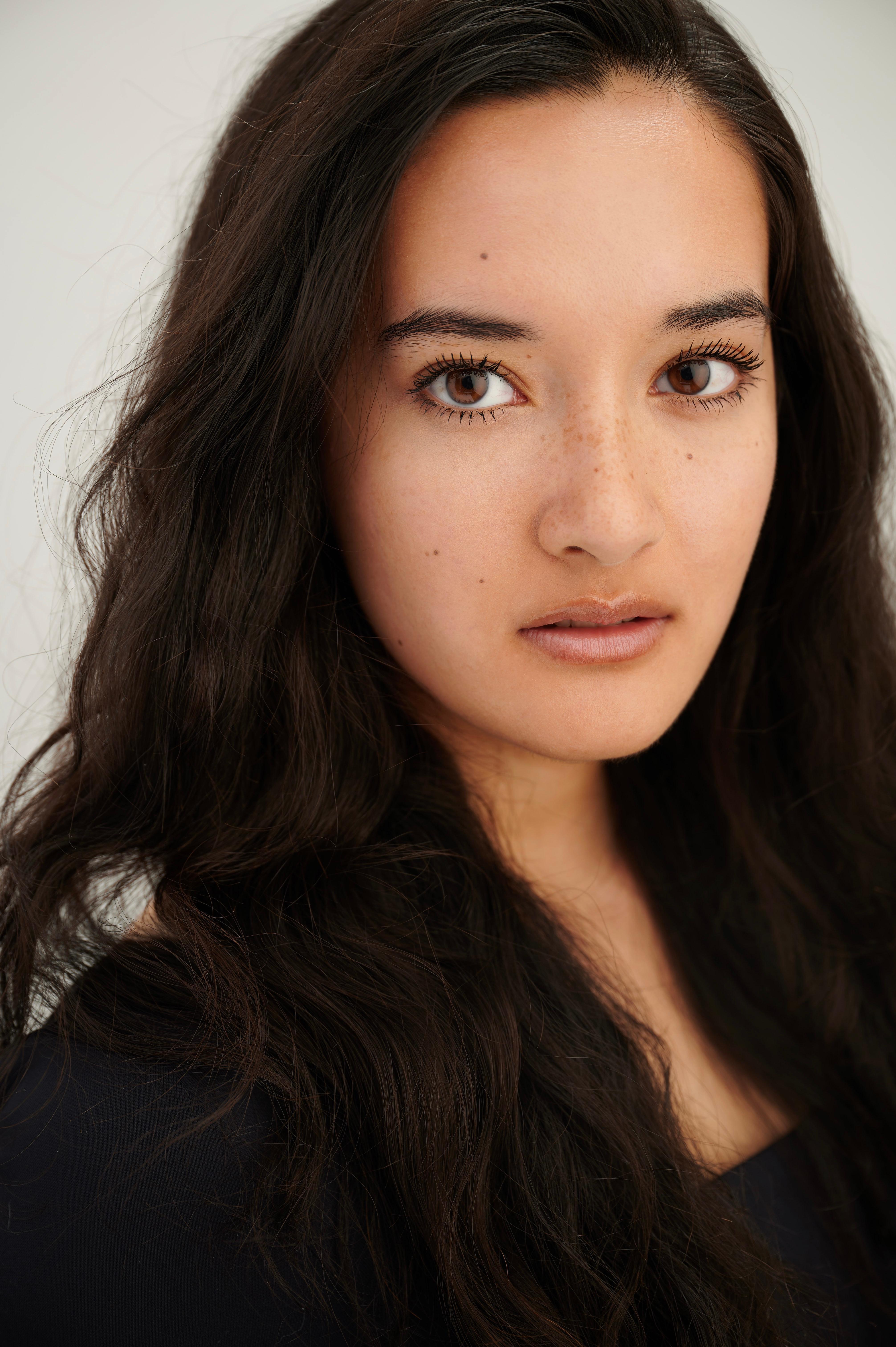 actor Chantele Semilla-Regan large photo