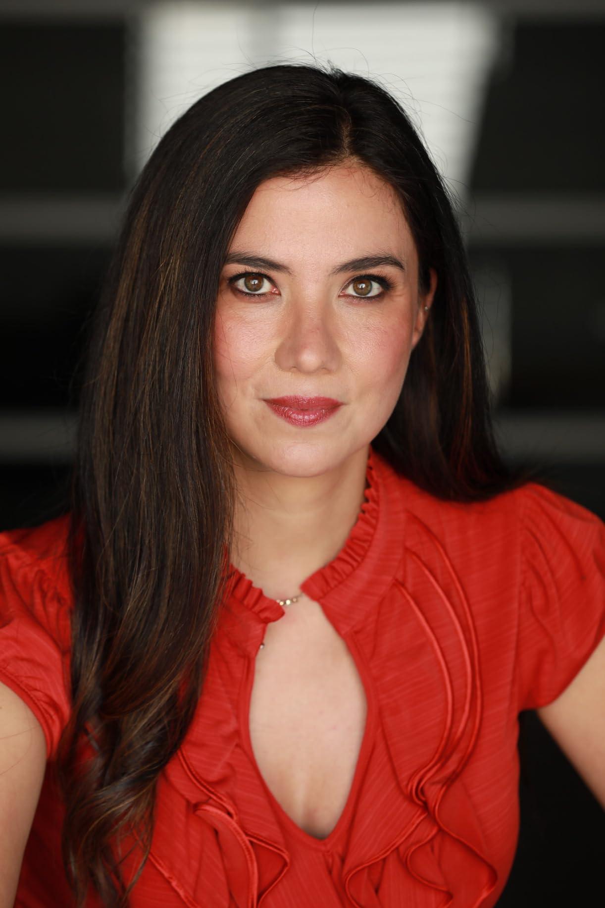 actor Catalina Beltran-Dominguez large photo