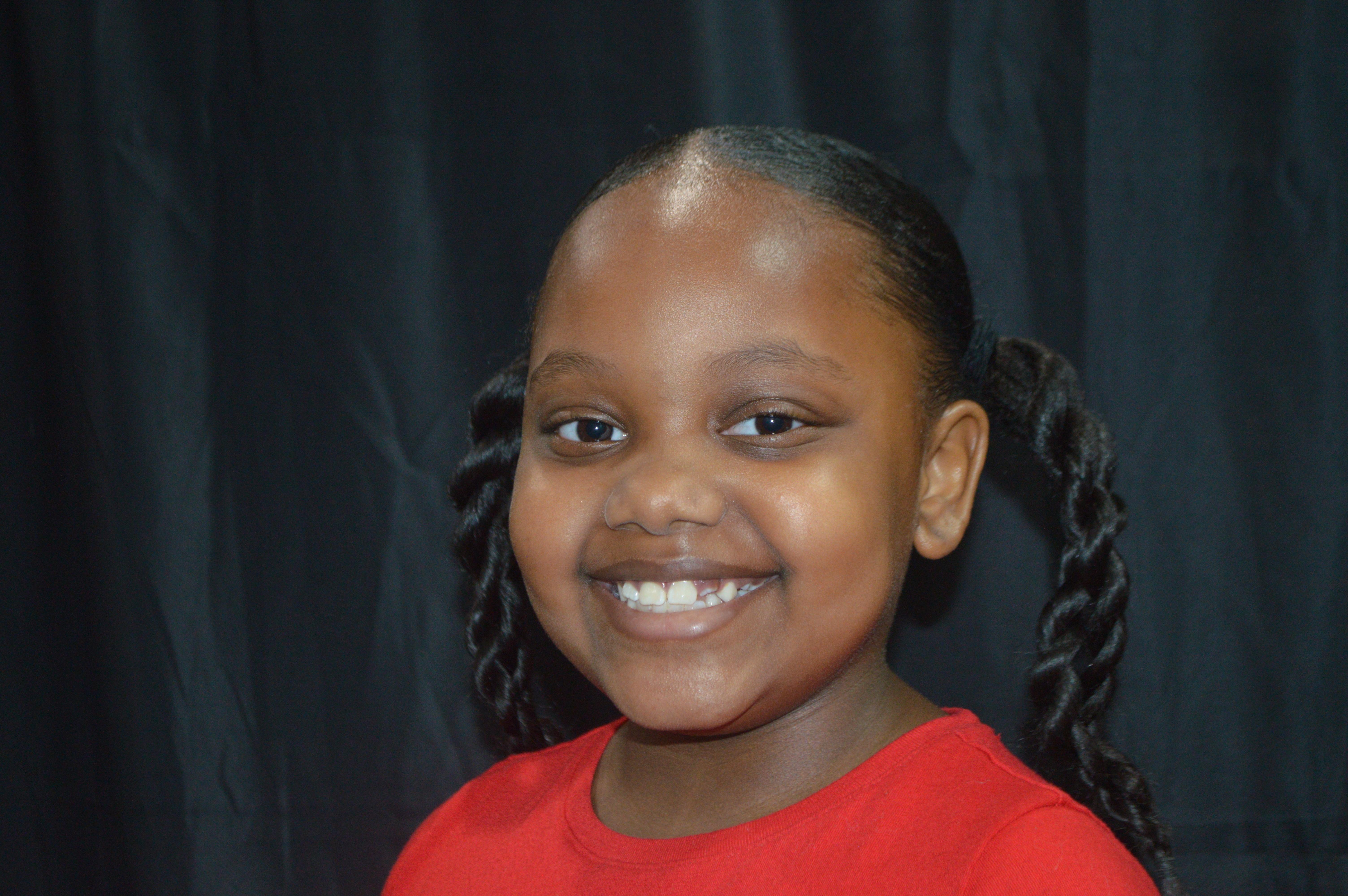 actor Macaria Robinson large photo