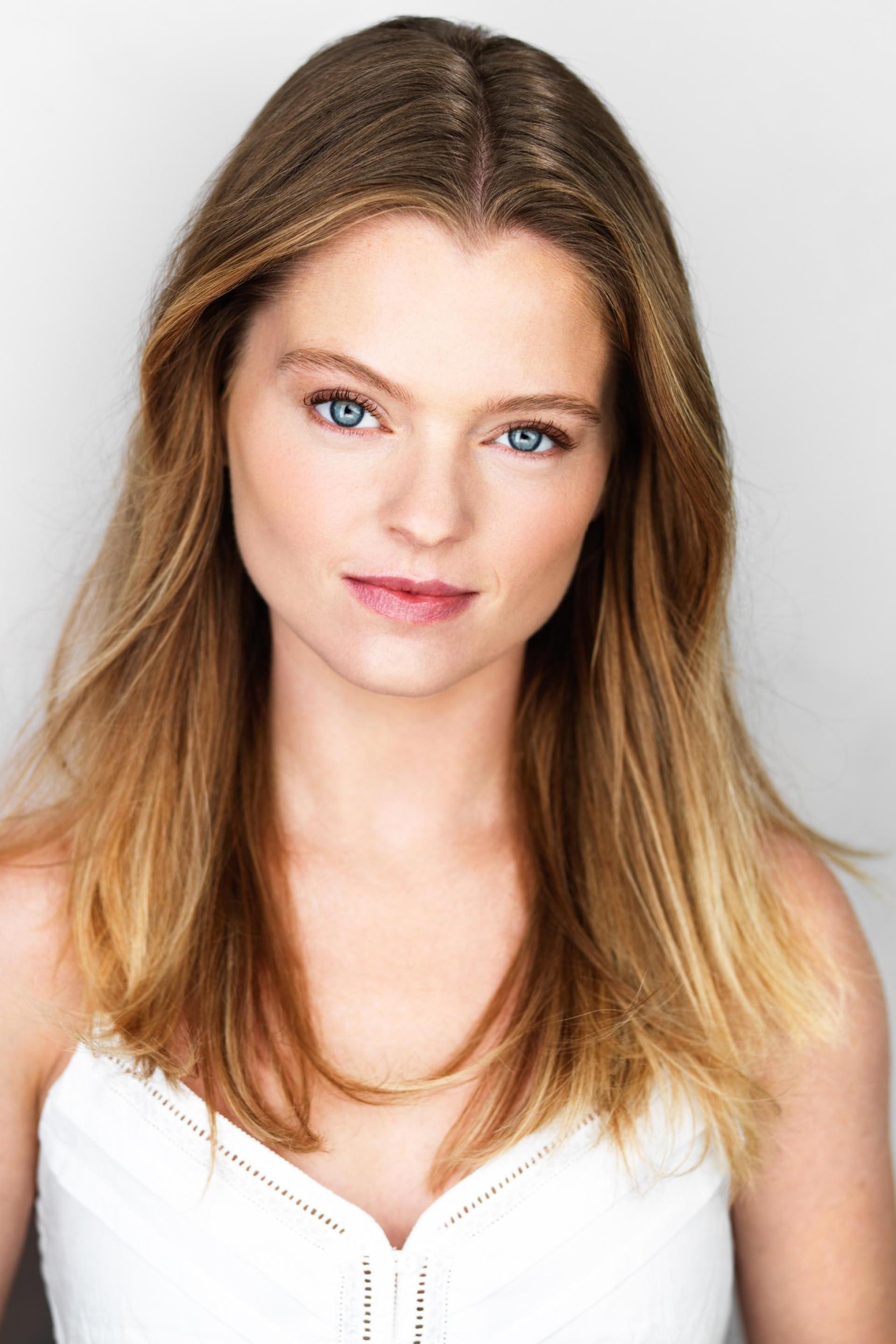 actor Casie Maghran large photo