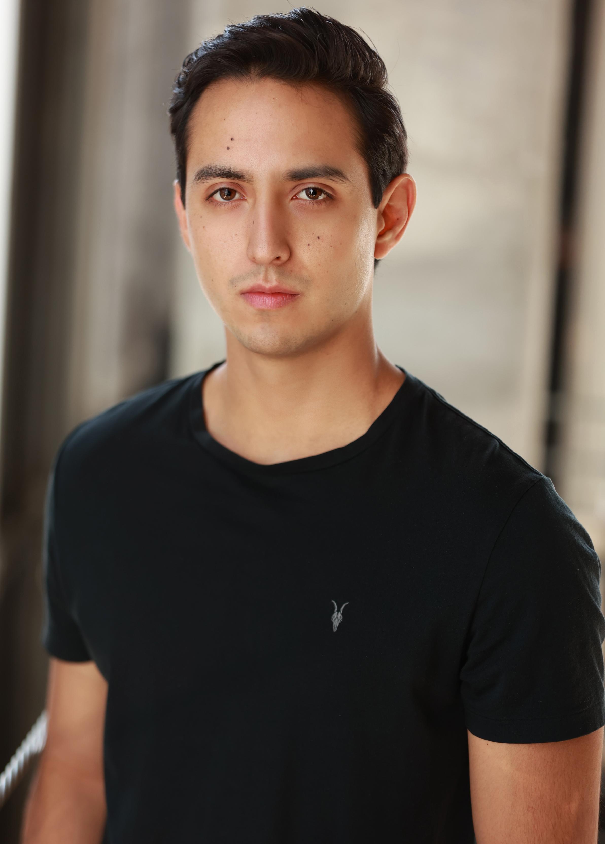 actor Emiliano Garcia large photo