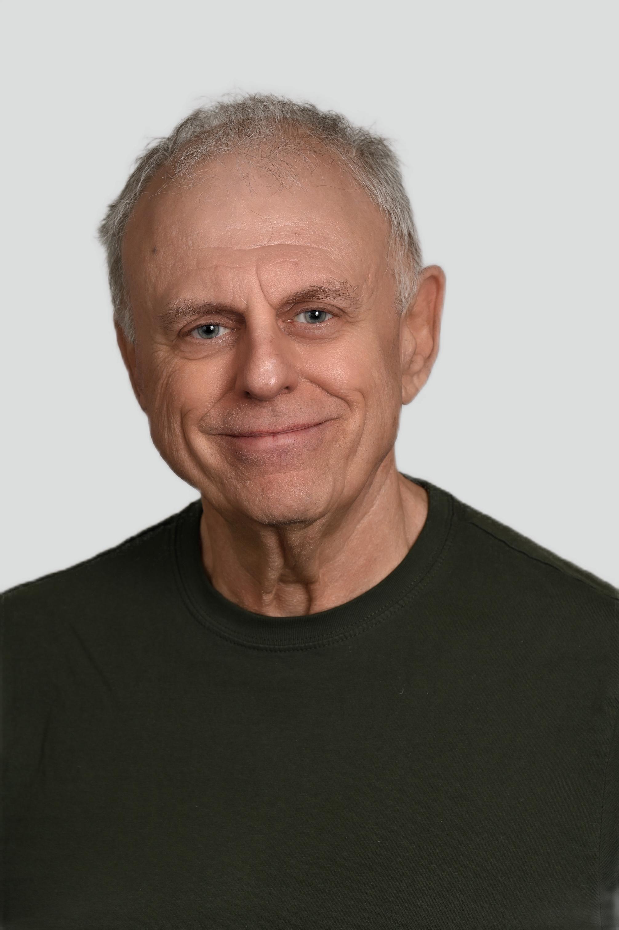 actor James O'Regan large photo