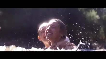 Trailer thumbnail