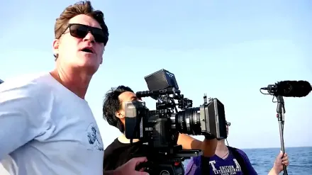 Trailer thumbnail