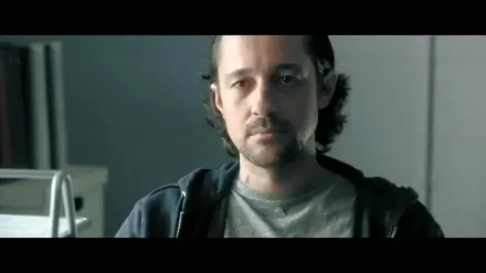 Trailer thumbnail