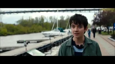 Trailer thumbnail