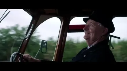 Trailer thumbnail