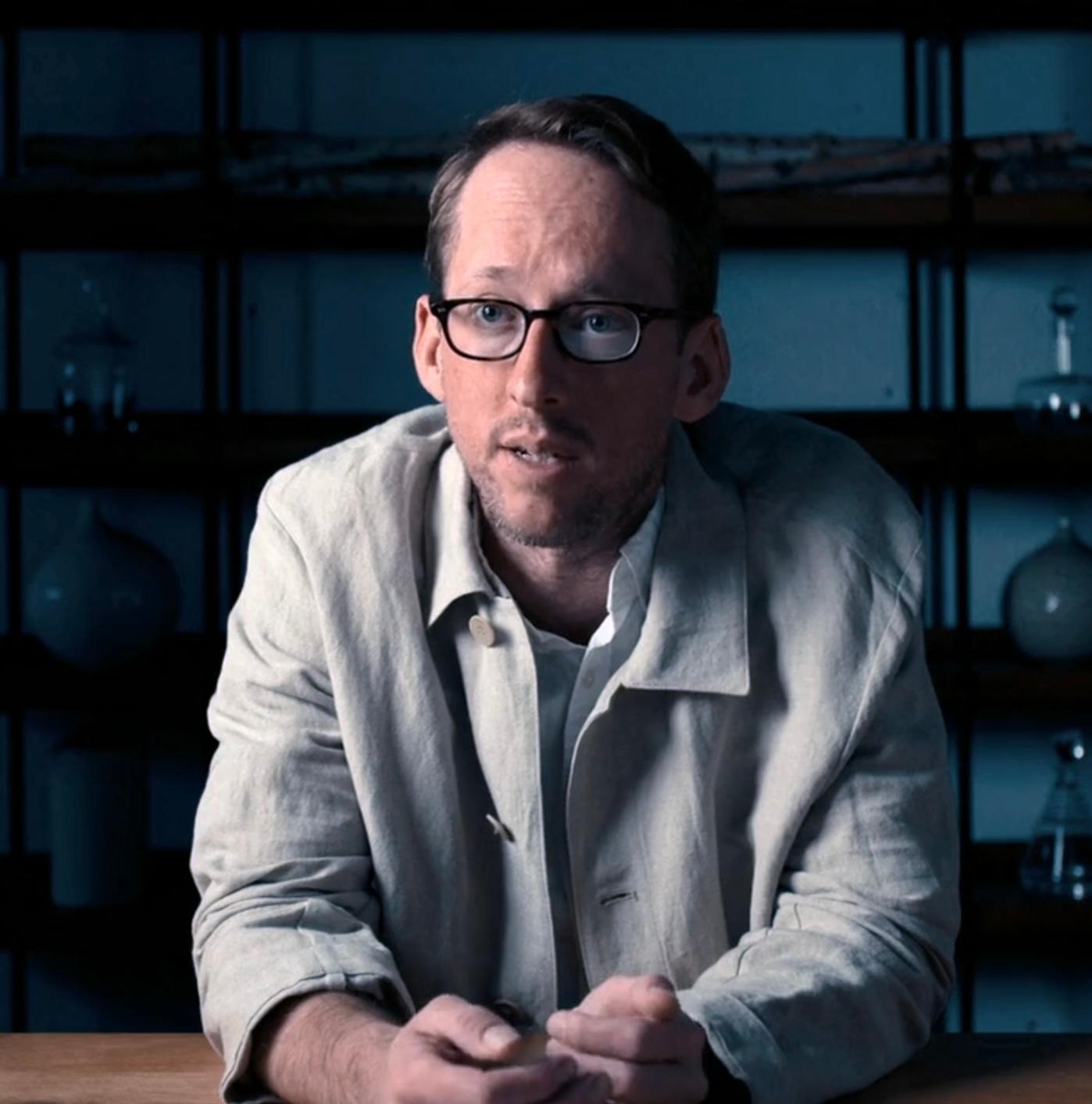 actor Daniel Riley large photo