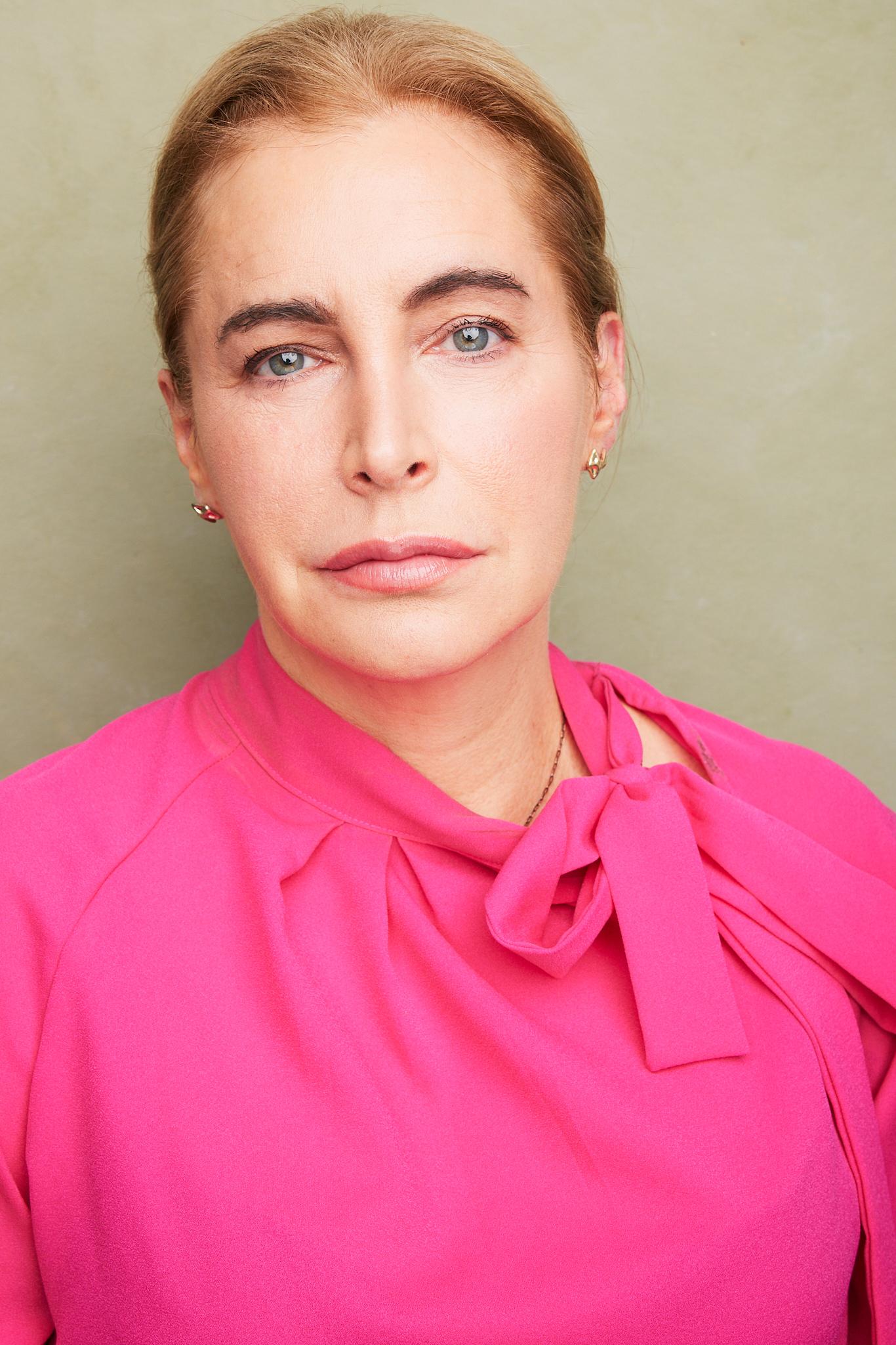 actor Joanne Zimbler large photo