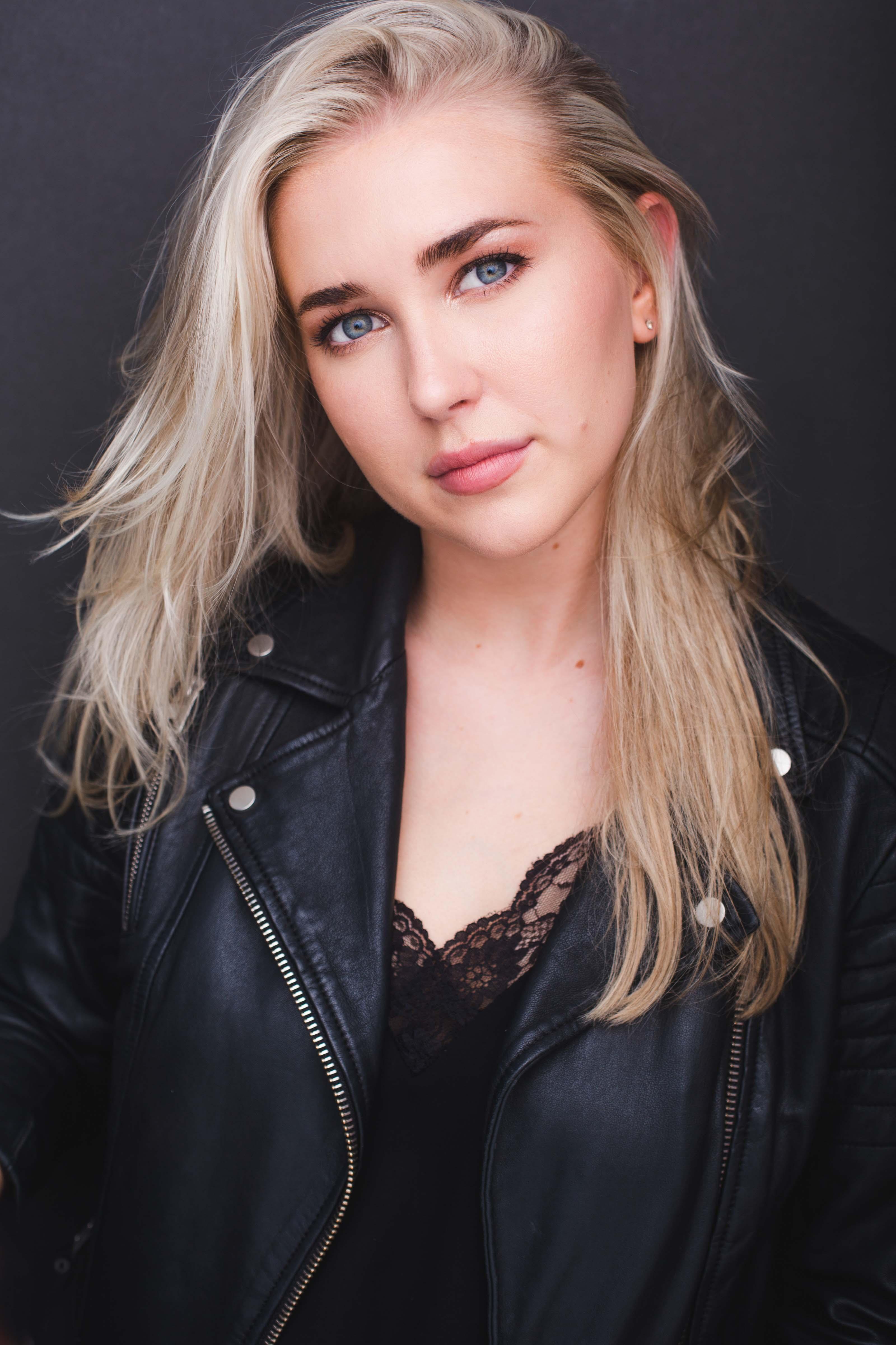 actor Ellen Marlow large photo