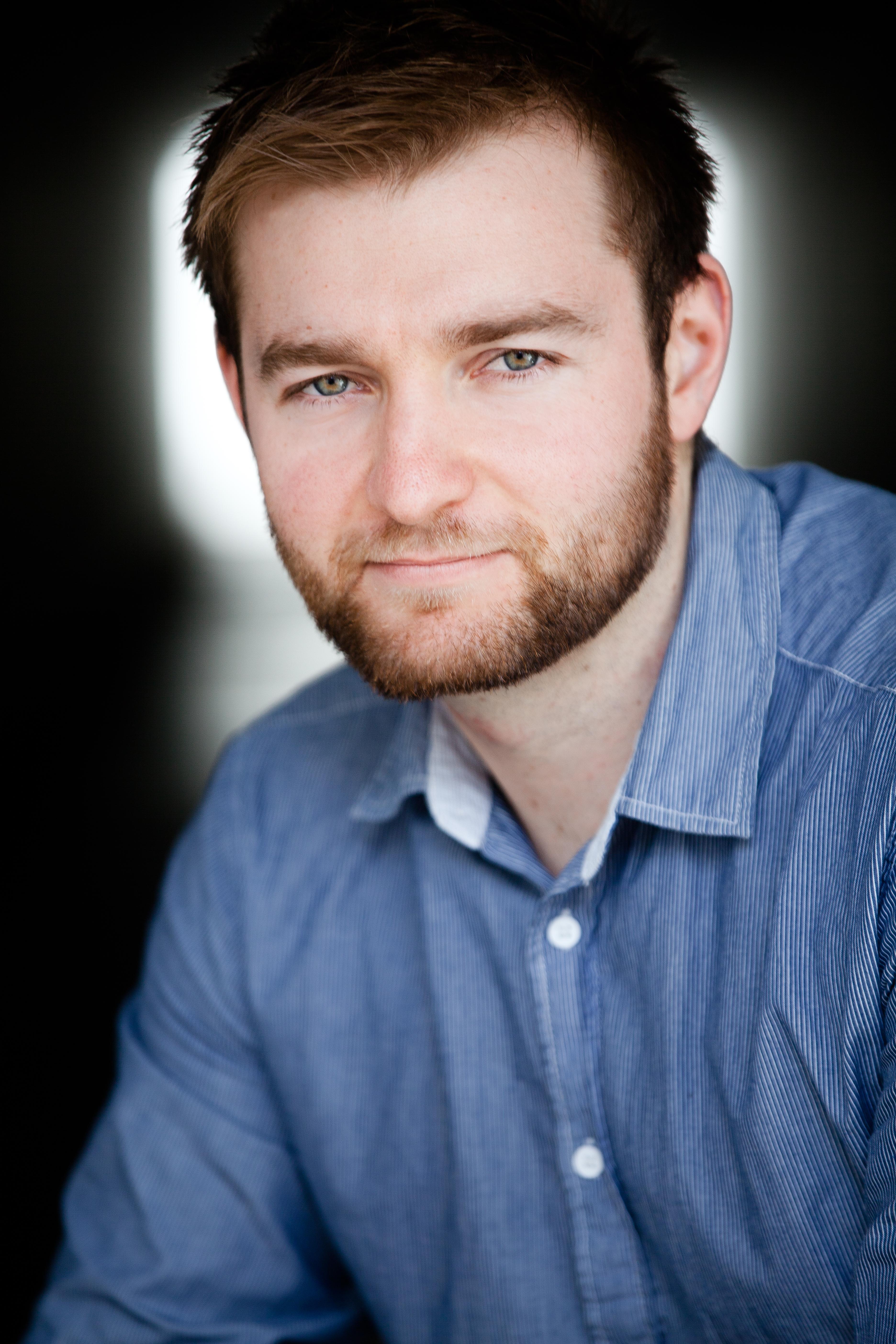 Nicholas J Steain