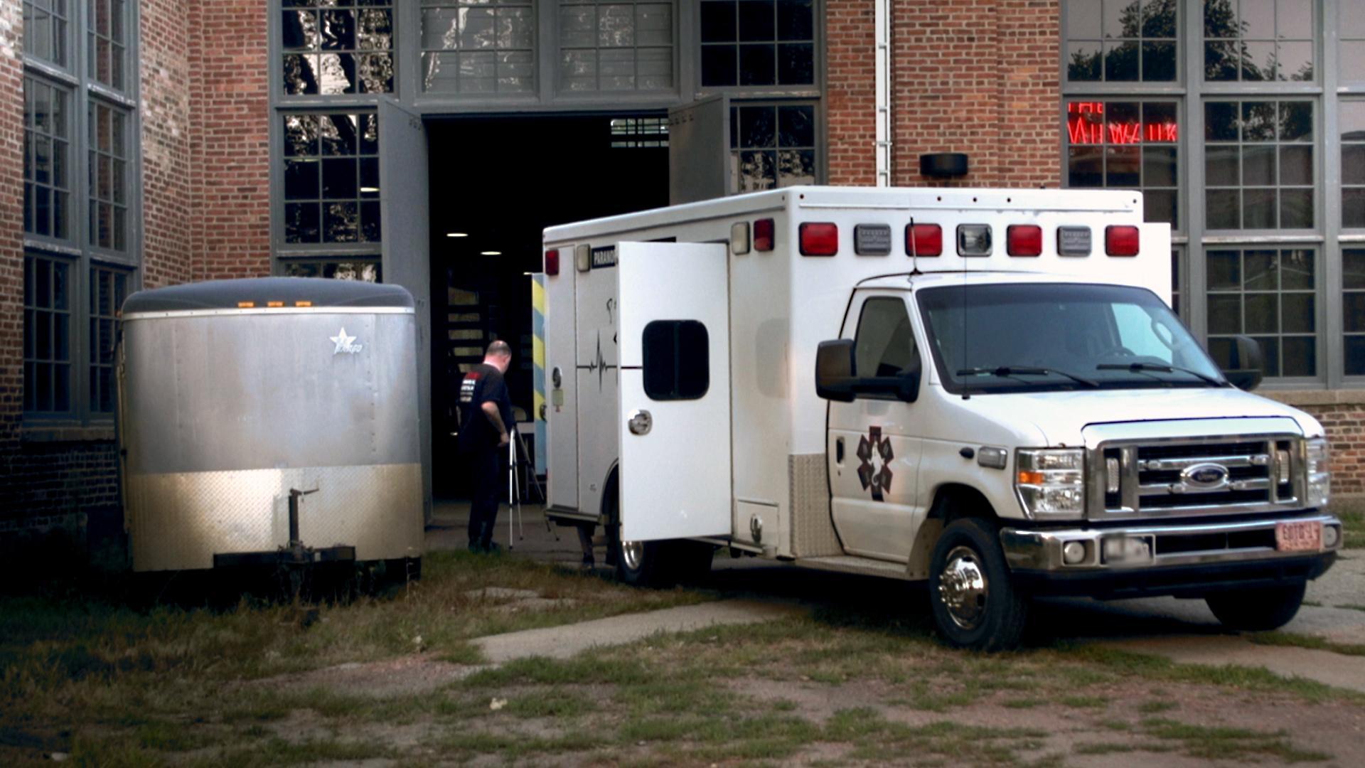 actor Tracy Dean Lund large photo