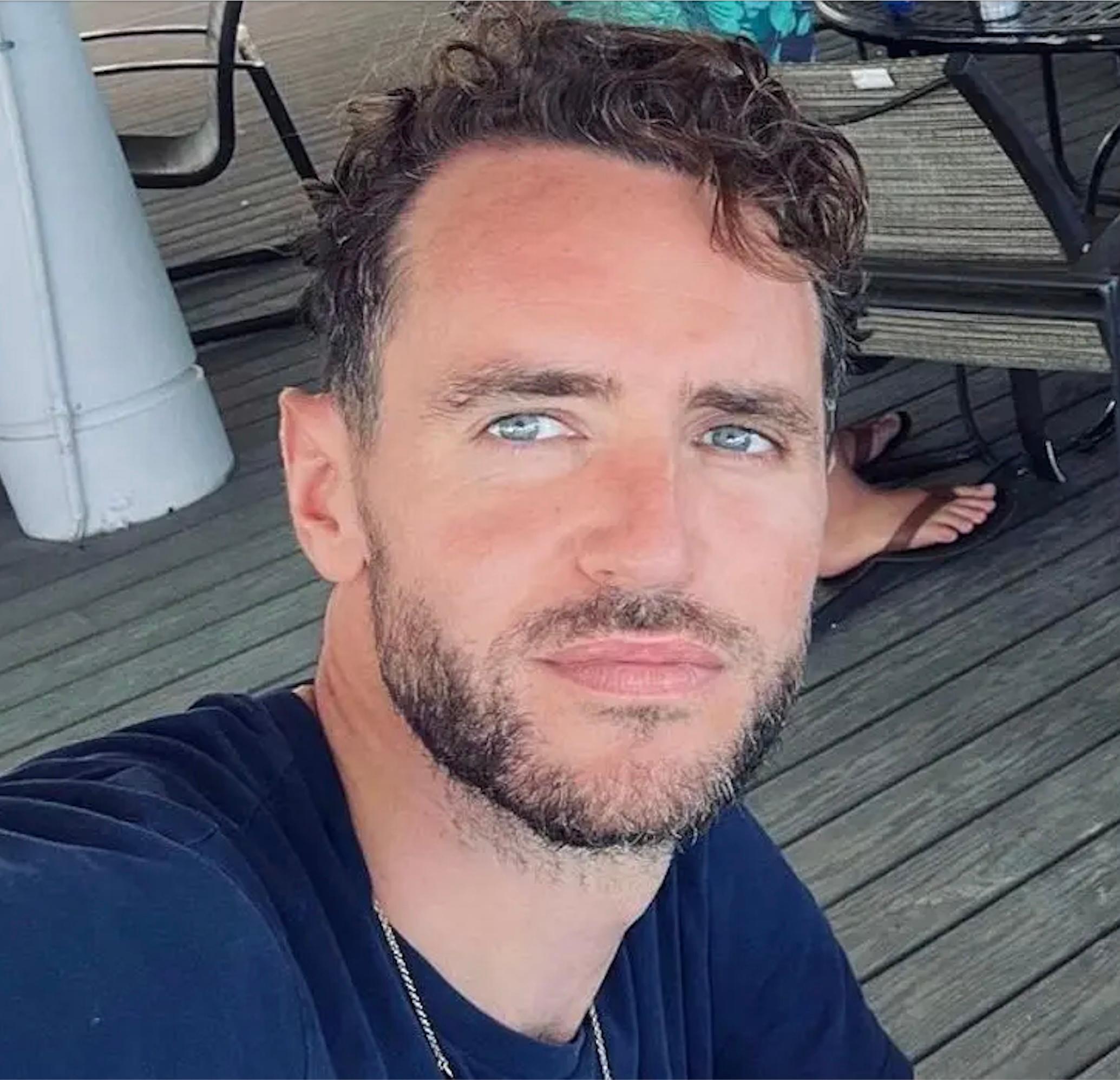 actor Tim Stokely large photo