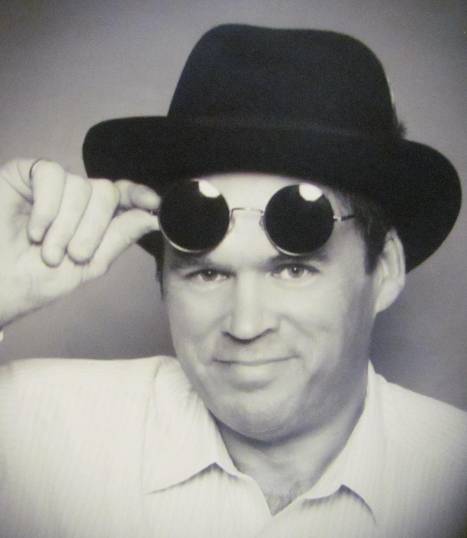 actor Lawrence Derx large photo