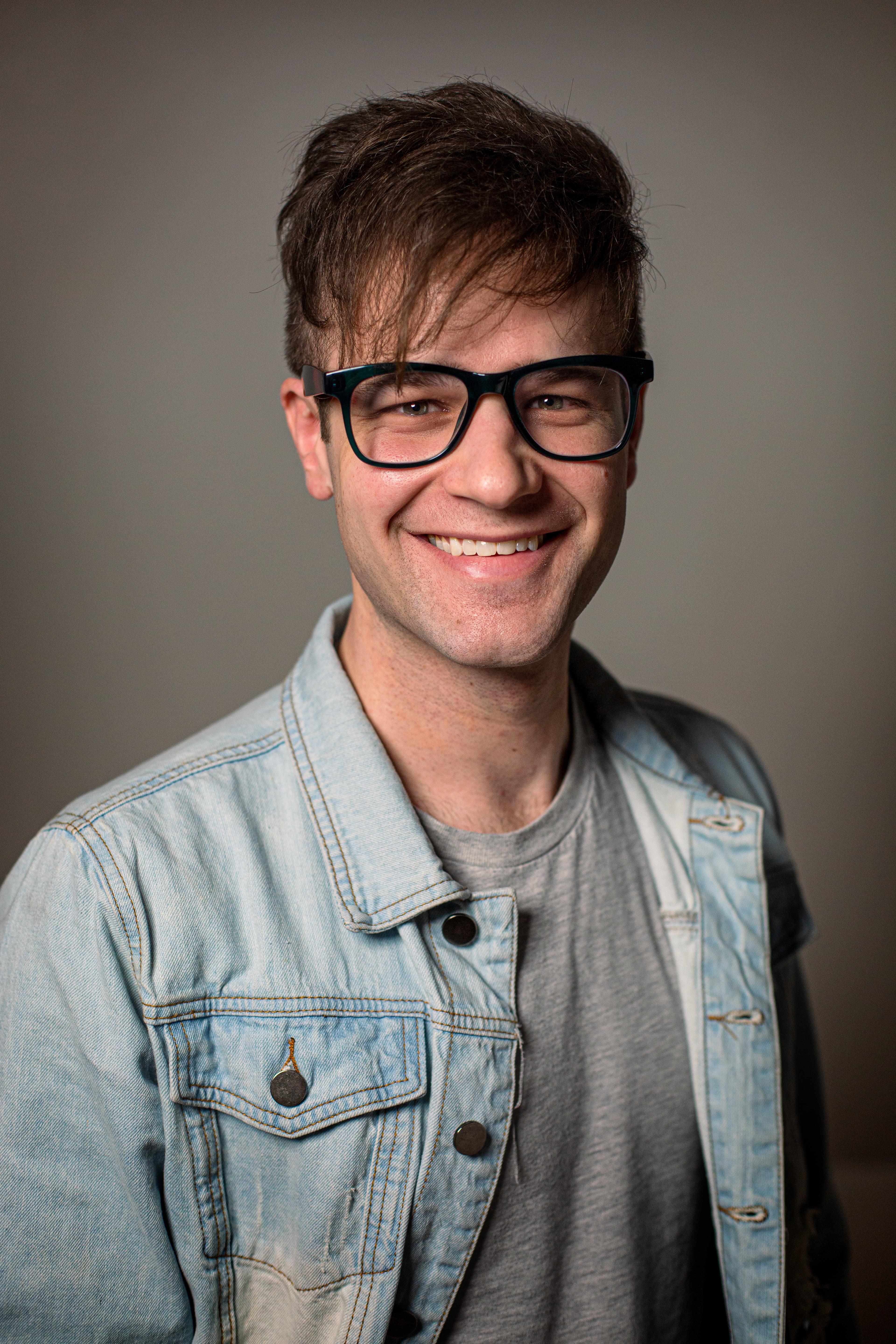 actor Drew Varvel large photo