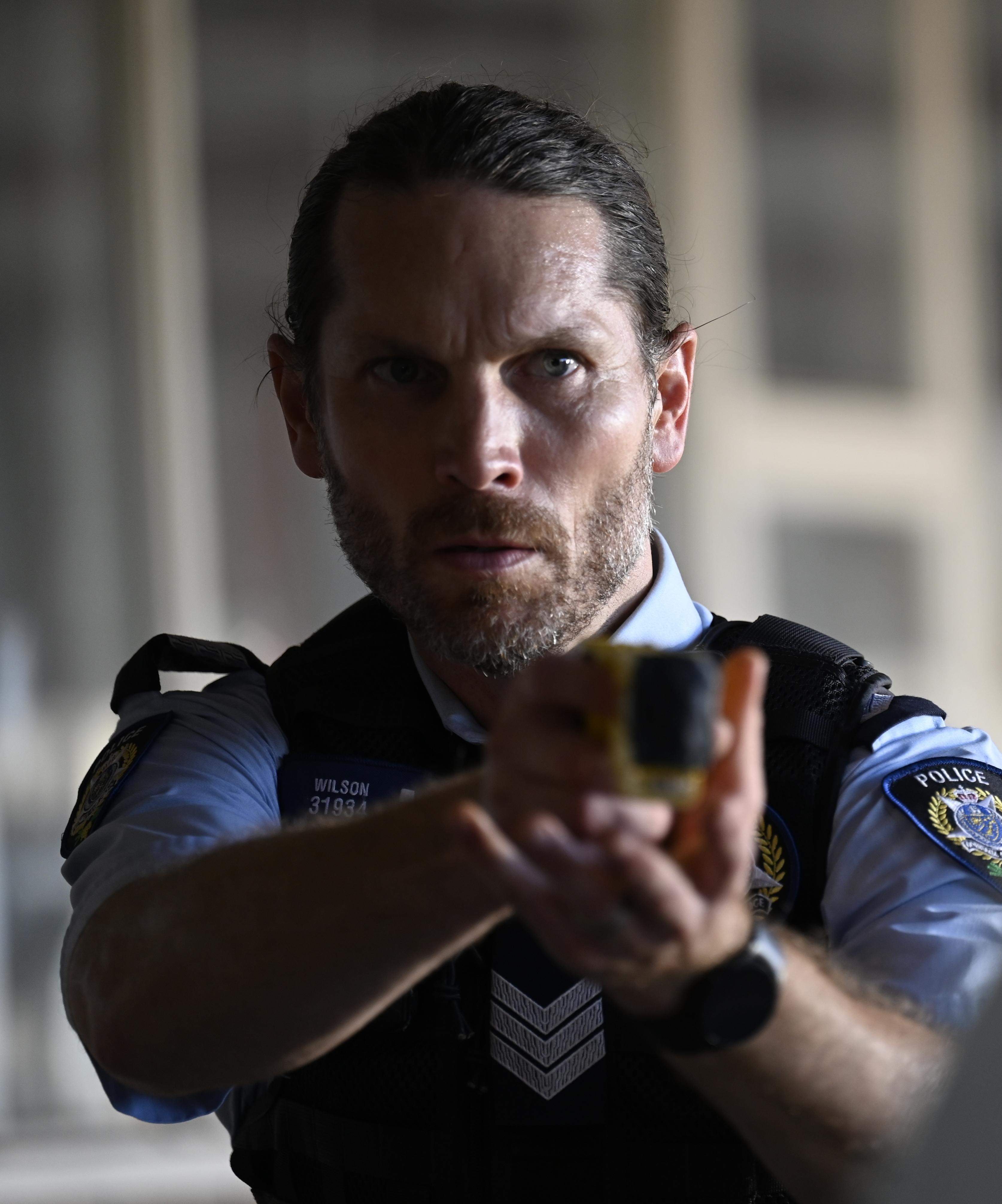 actor Nick Britton large photo