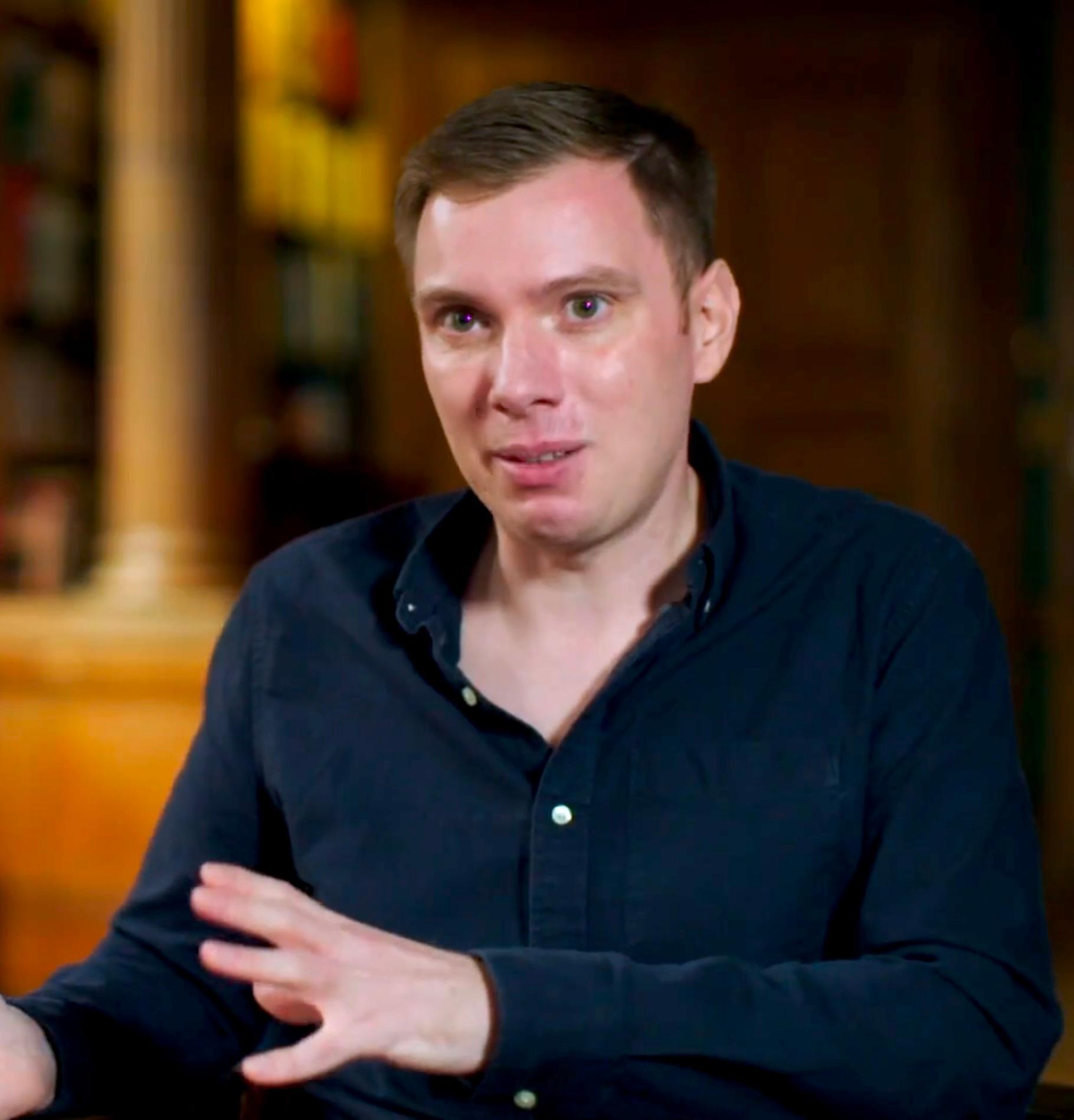 actor Mark Aldridge large photo