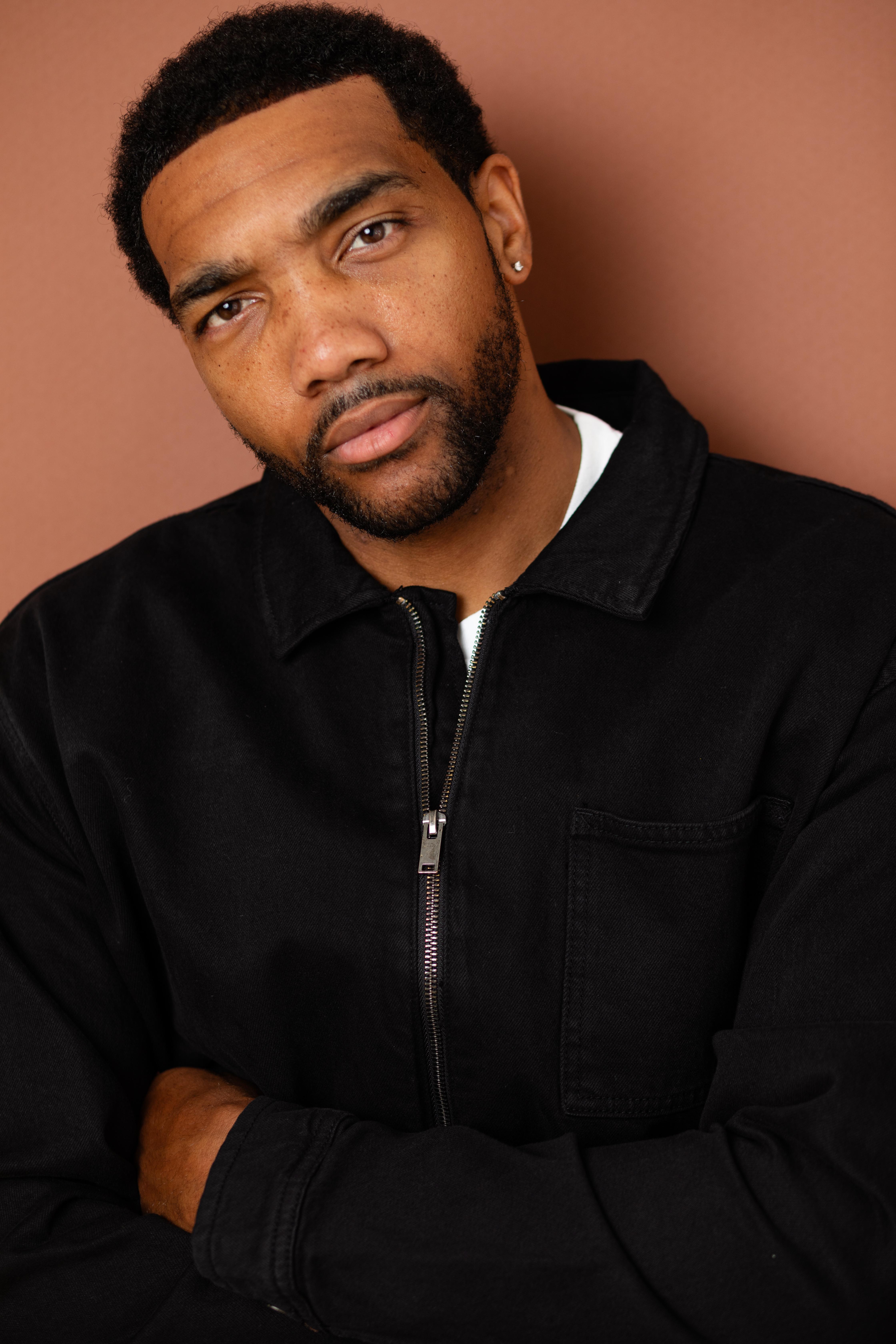 actor Justin William Davis large photo