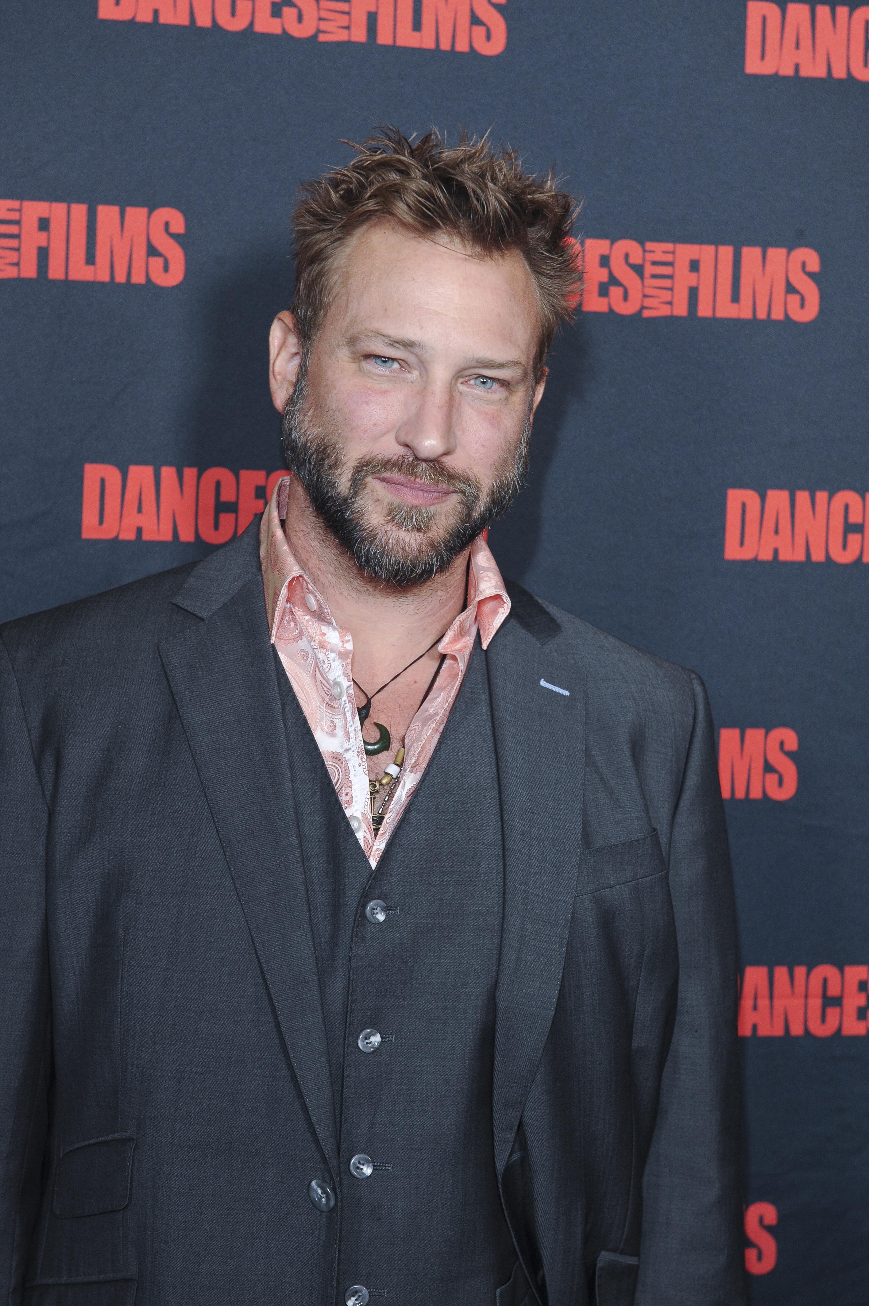 actor Logan Hunter large photo