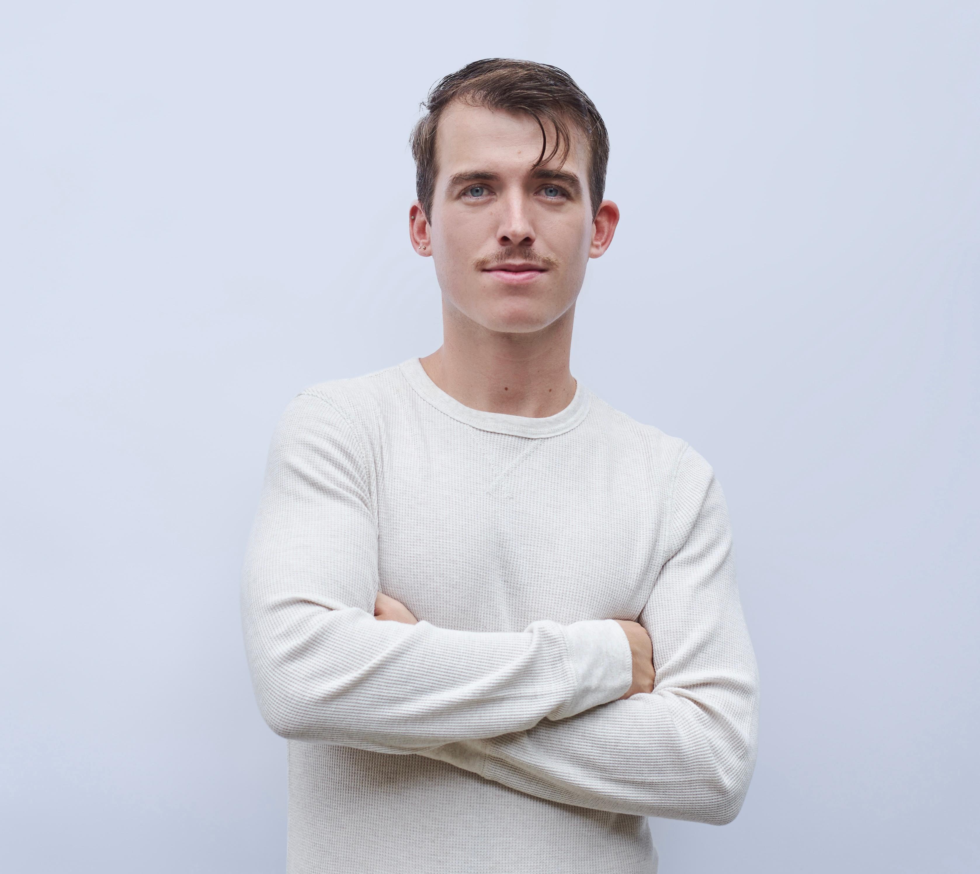 actor Davis Weaver large photo