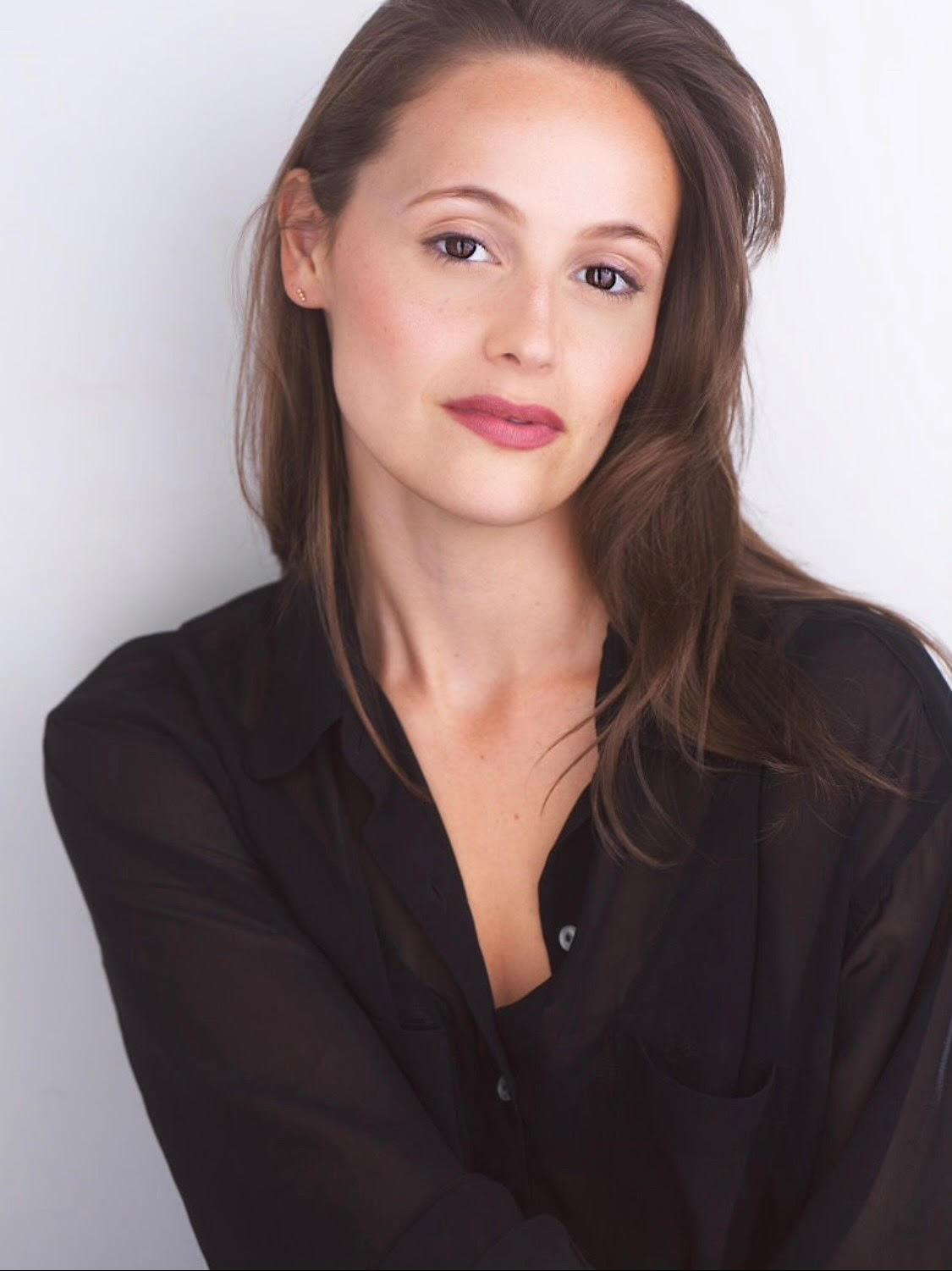 actor Elizabeth Paige large photo