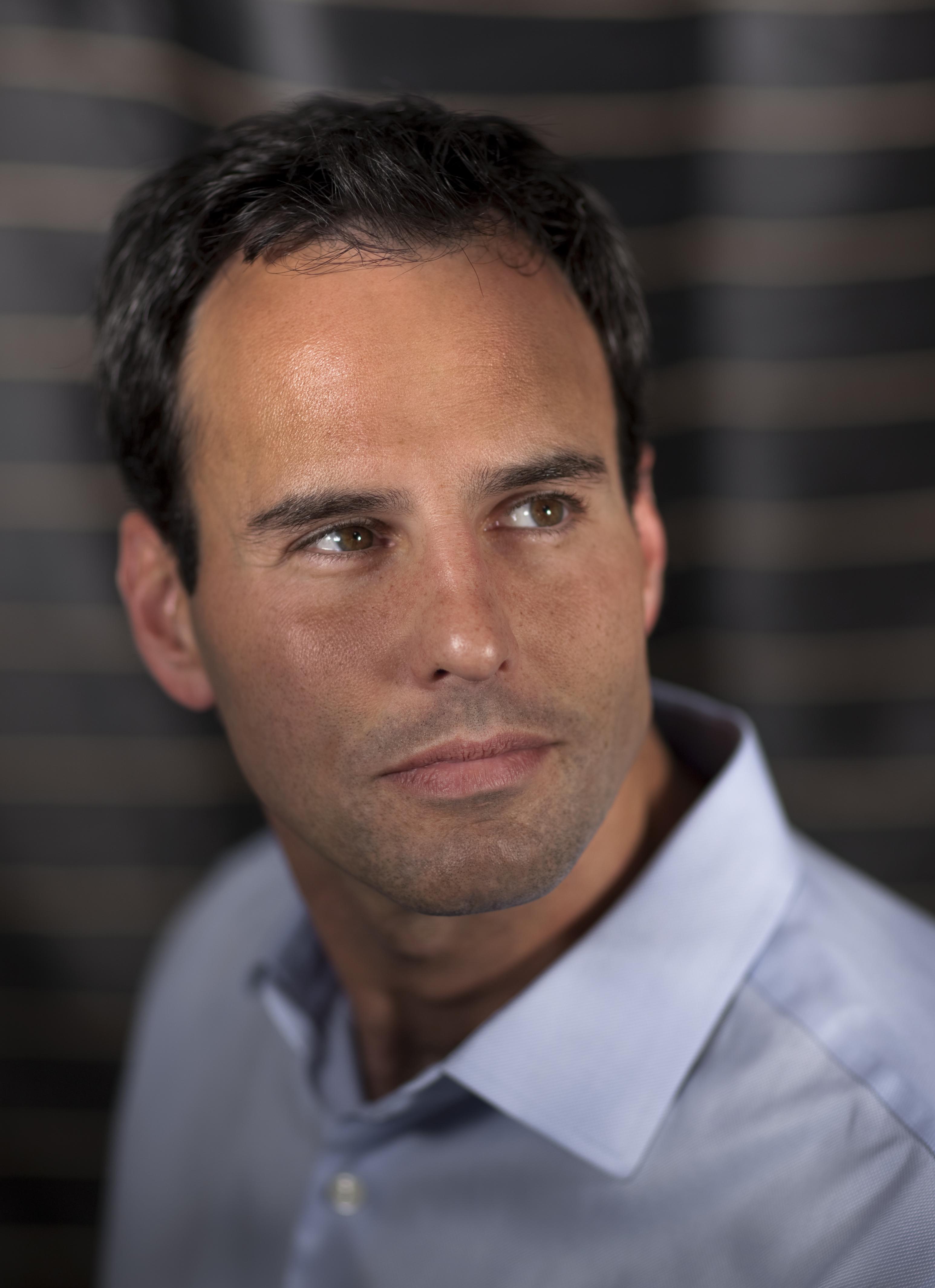 actor Charlie Kraslavsky large photo